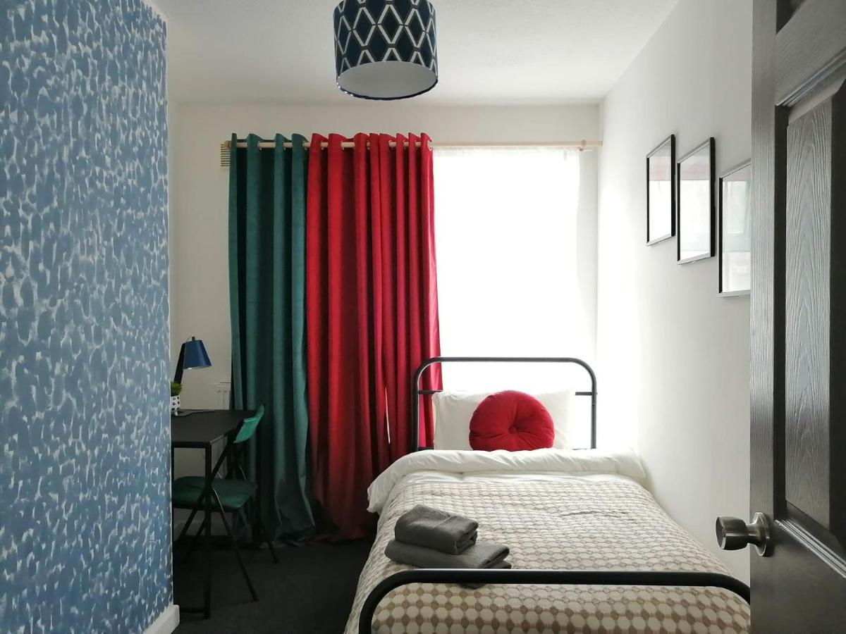 Granville 5Br Townhouse - Ideal For Groups, Families Or Contractors By Suitely Cheltenham Eksteriør billede