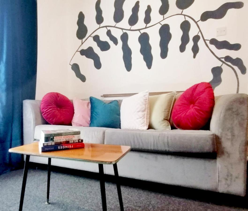 Granville 5Br Townhouse - Ideal For Groups, Families Or Contractors By Suitely Cheltenham Eksteriør billede